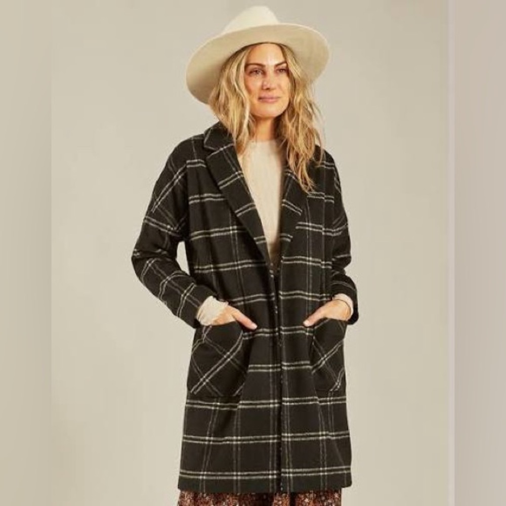 Rylee + Cru Women’s Plaid Coat Black White Xs